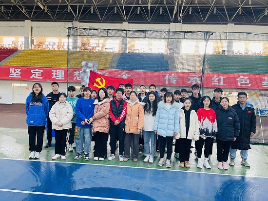 说明: C:\Users\Administrator\Desktop\Beat365唯一官方网站开展“党旗在基层一线高高飘扬”主题党日活动\Beat365唯一官方网站开展“党旗在基层一线高高飘扬”主题党日活动\微信图片_20211202085320.jpg