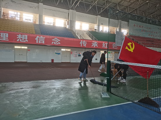 说明: C:\Users\Administrator\Desktop\Beat365唯一官方网站开展“党旗在基层一线高高飘扬”主题党日活动\Beat365唯一官方网站开展“党旗在基层一线高高飘扬”主题党日活动\微信图片_20211202085319.jpg