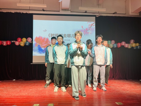 说明: C:\Users\Administrator\Desktop\Beat365唯一官方网站举办2021年迎新文艺表演大赛2021.12.15\Beat365唯一官方网站举办2021年迎新文艺表演大赛2021.12.15\6.jpg